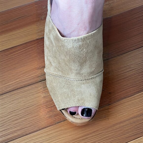 Mika Paoli Tan Suede Leather Wedge Sandles Size 6 - Picture 7 of 8
